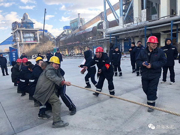 公司舉辦“愛我中華，慶祝新中國70周年”職工拔河、趣味運(yùn)動(dòng)聯(lián)誼賽——剪影